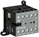 Contactor ABB GJL131 de 4 polos, 4 NA, 20 A, bobina 110 → 127 V AC, 5,5 kW