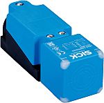 Sensor de proximidad, M18 x 1, alcance 8 mm, salida PNP normalmente abierto, interfaz IO-Link, 10 → 30 V., IP68,