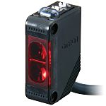 Fotocélula rectangular Omron, Sistema Reflex, alcance 100 → 4000 mm, salida PNP, Cable libre